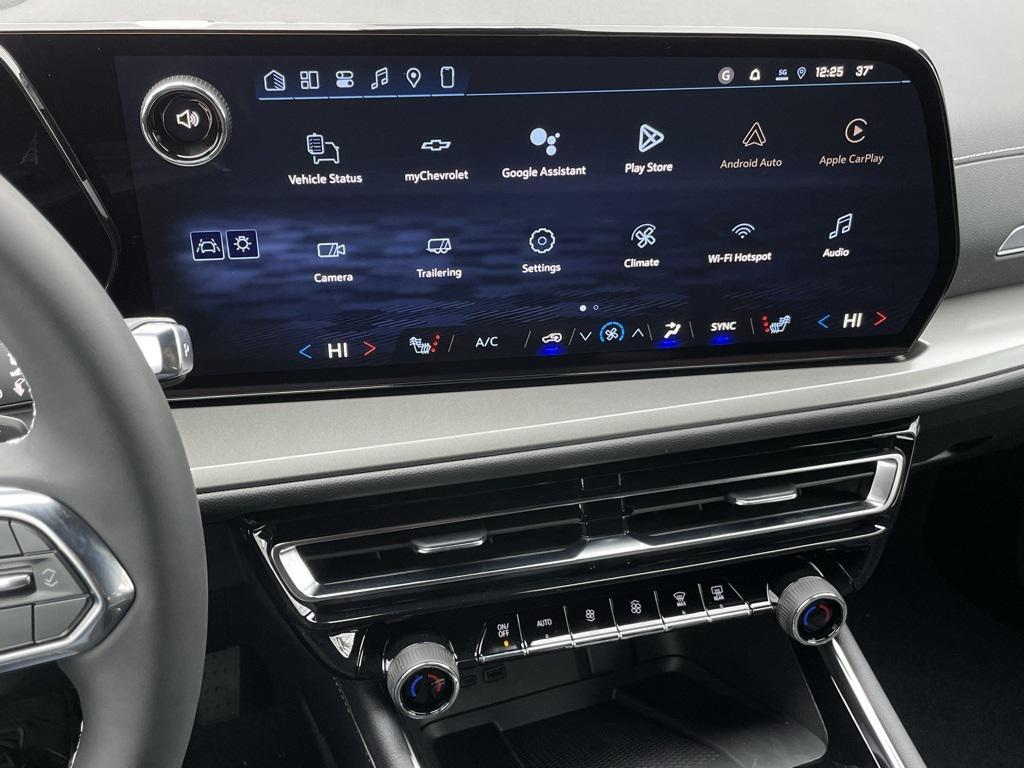 new 2026 Chevrolet Traverse car, priced at $40,490