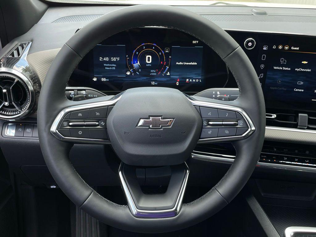 new 2026 Chevrolet Equinox car, priced at $31,990