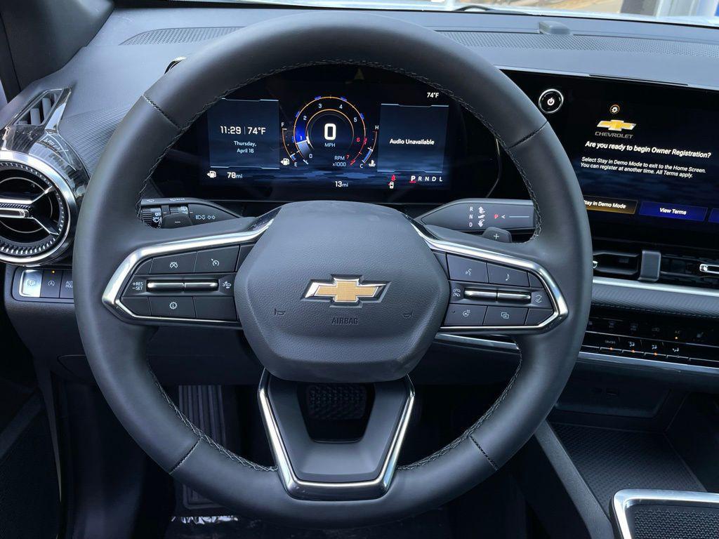 new 2026 Chevrolet Equinox car, priced at $27,990