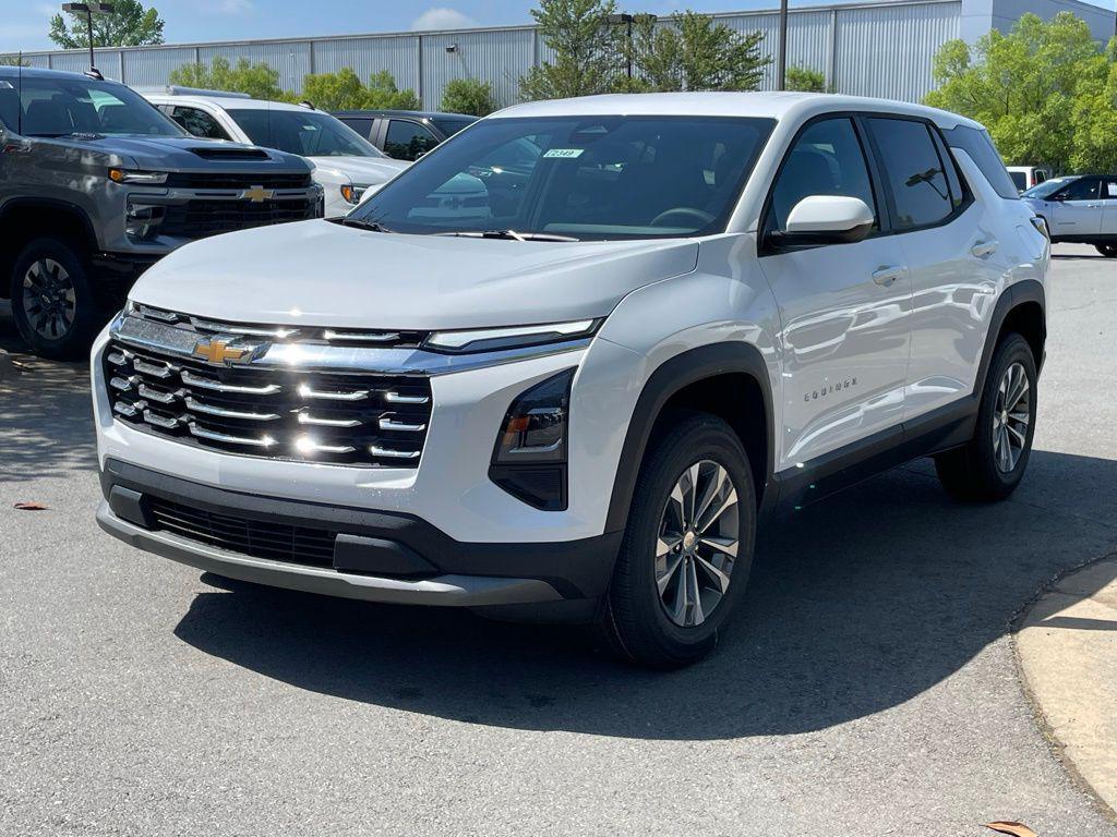 new 2026 Chevrolet Equinox car, priced at $27,990