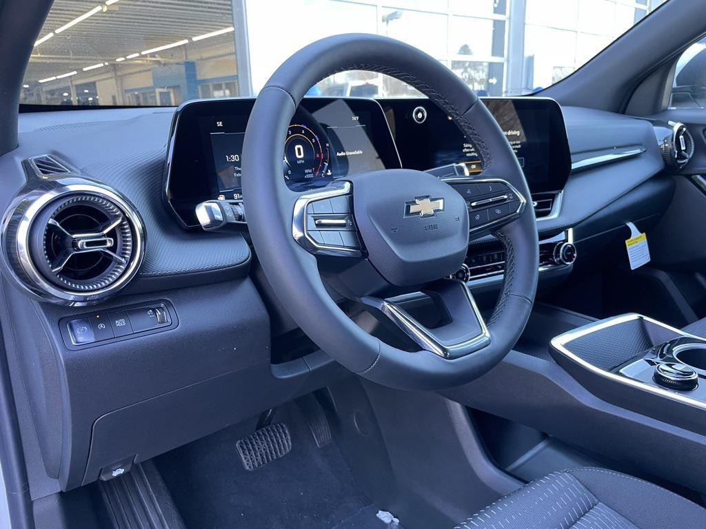 new 2026 Chevrolet Equinox car, priced at $28,490