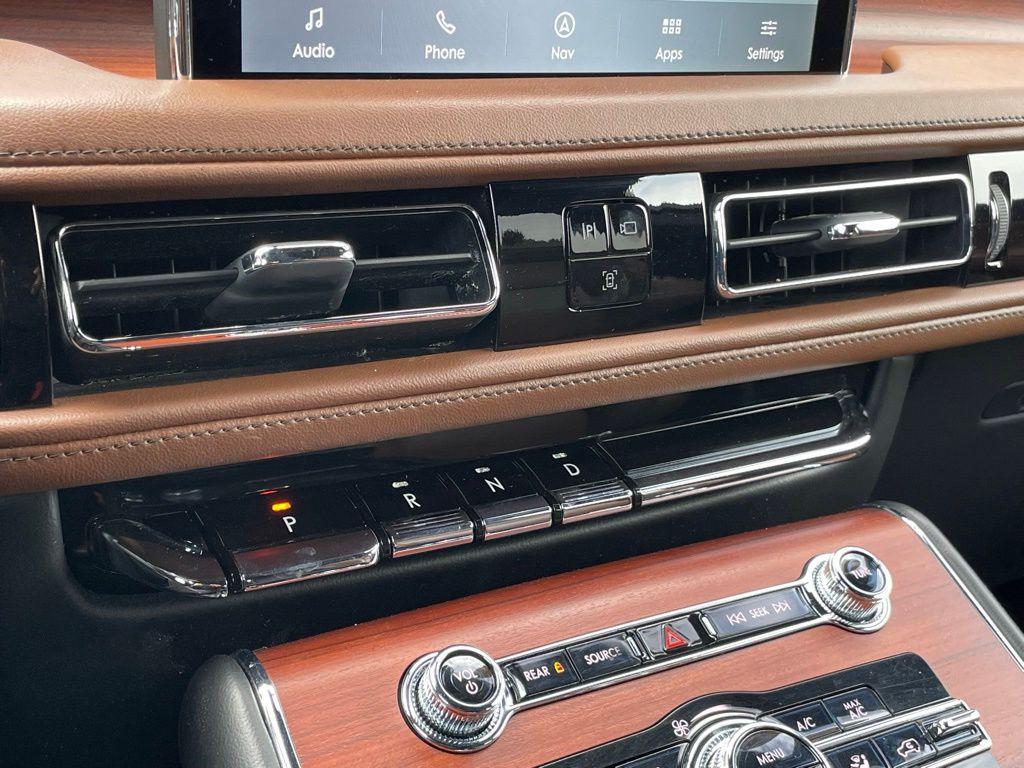 used 2023 Lincoln Aviator car, priced at $47,497