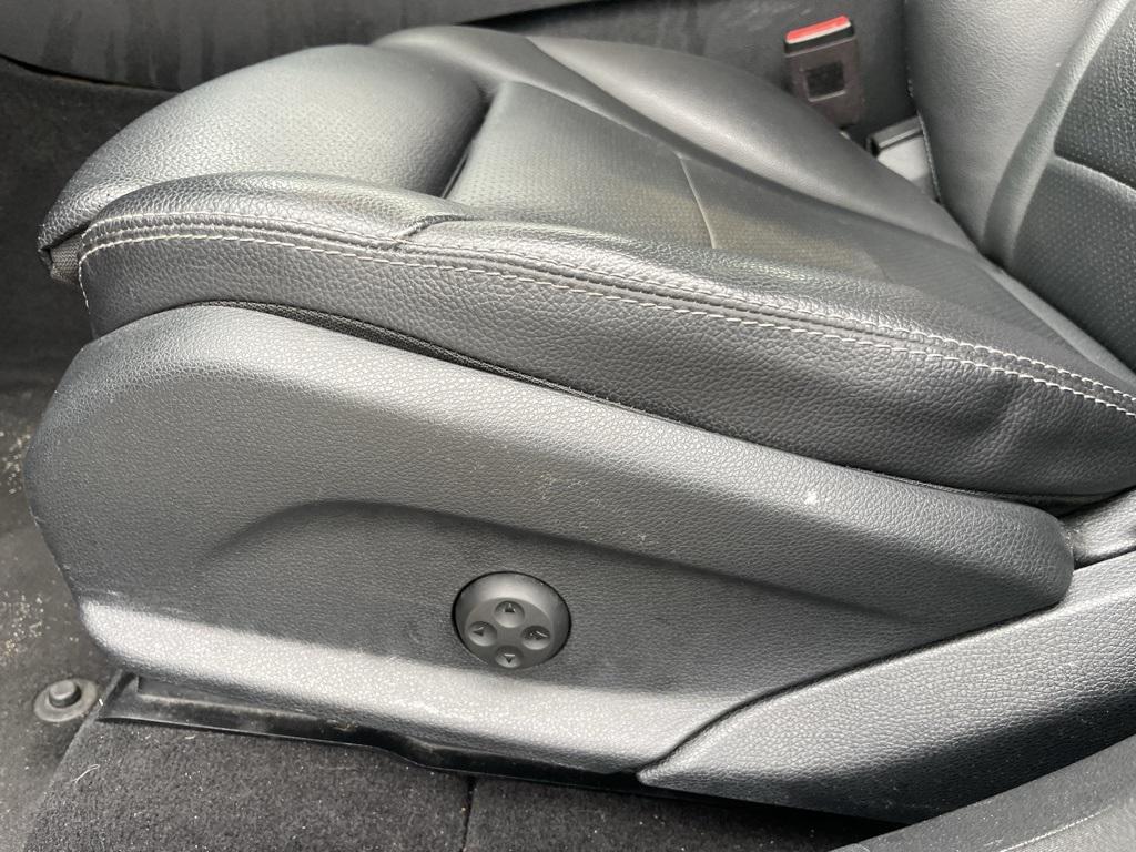 used 2022 Mercedes-Benz GLC 300 car, priced at $24,673