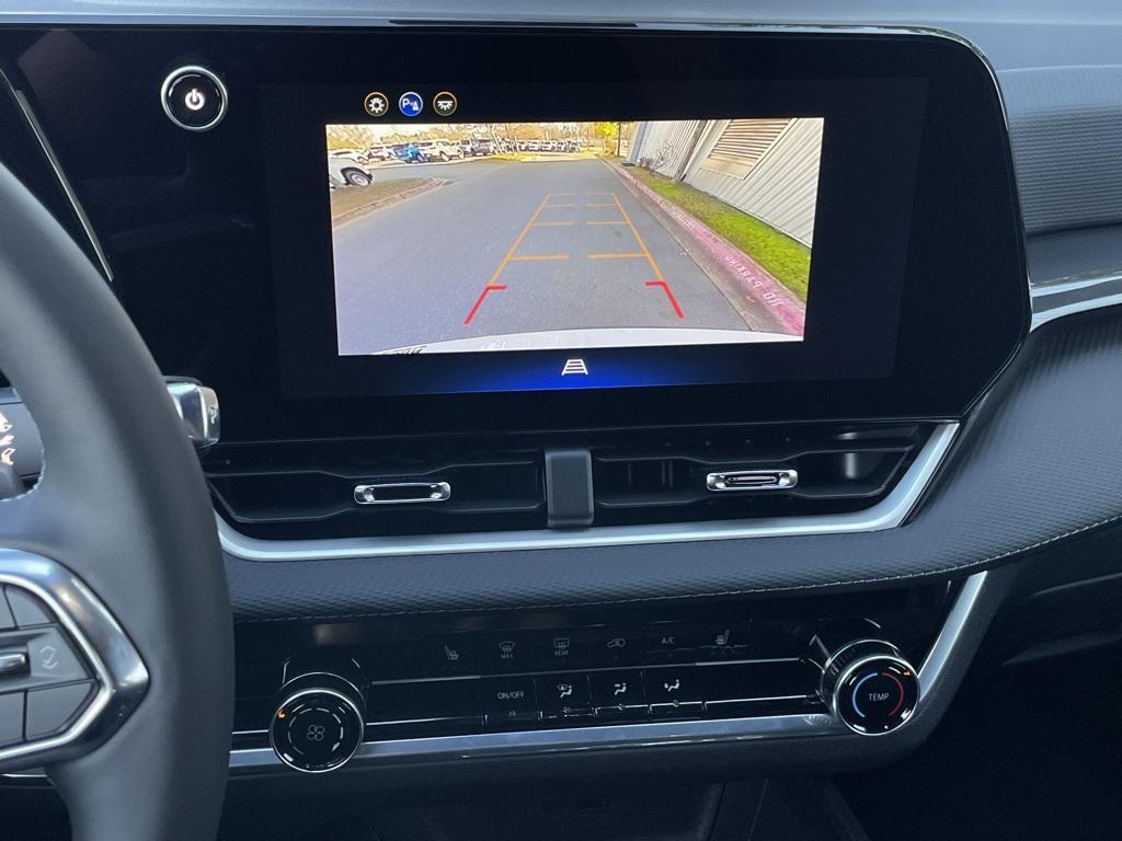 new 2026 Chevrolet Equinox car, priced at $28,490