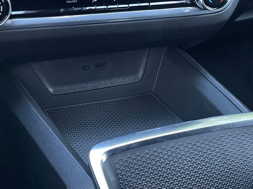 new 2026 Chevrolet Equinox car, priced at $27,990