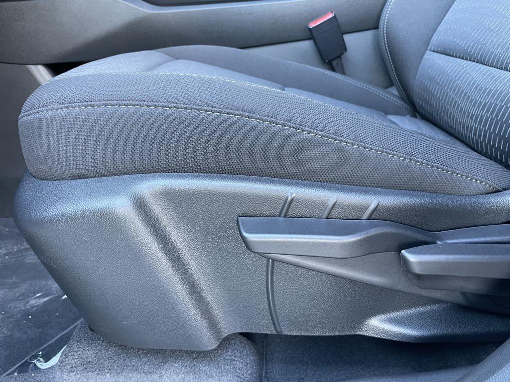 new 2026 Chevrolet Equinox car, priced at $28,490