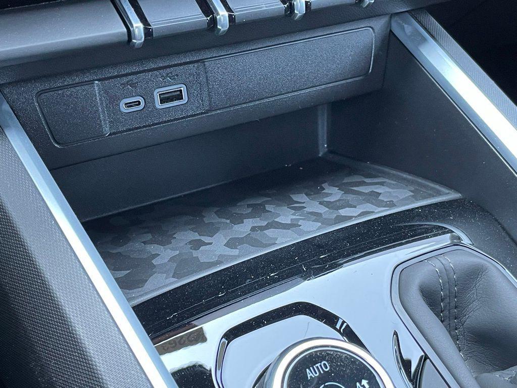 new 2026 Chevrolet Colorado car, priced at $38,990