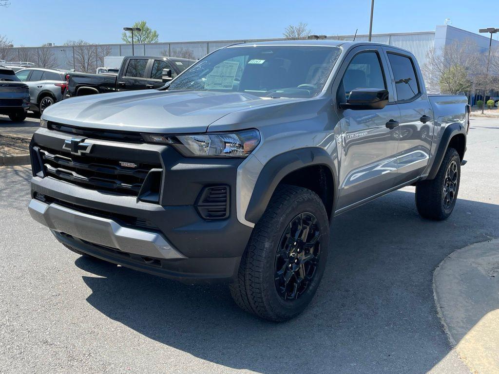 new 2026 Chevrolet Colorado car, priced at $38,990