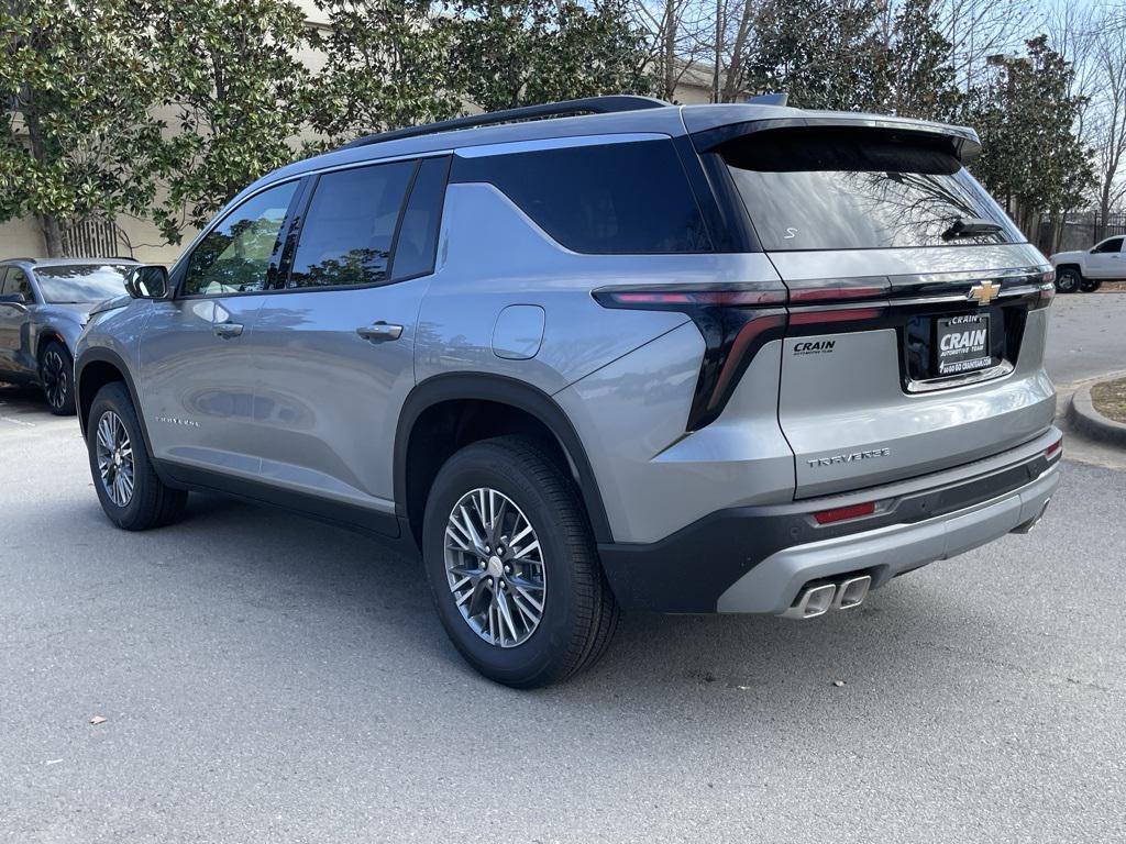 new 2026 Chevrolet Traverse car, priced at $43,490