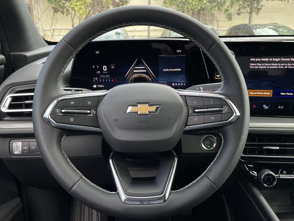 new 2026 Chevrolet Traverse car, priced at $43,490