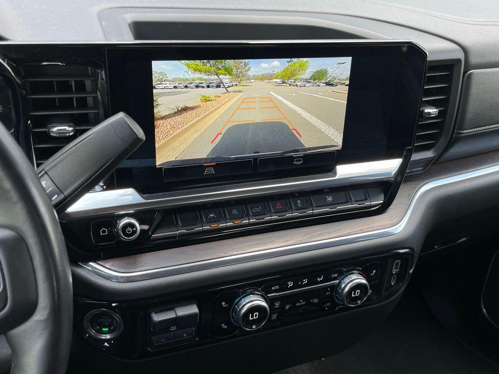 used 2025 GMC Sierra 1500 car, priced at $43,128