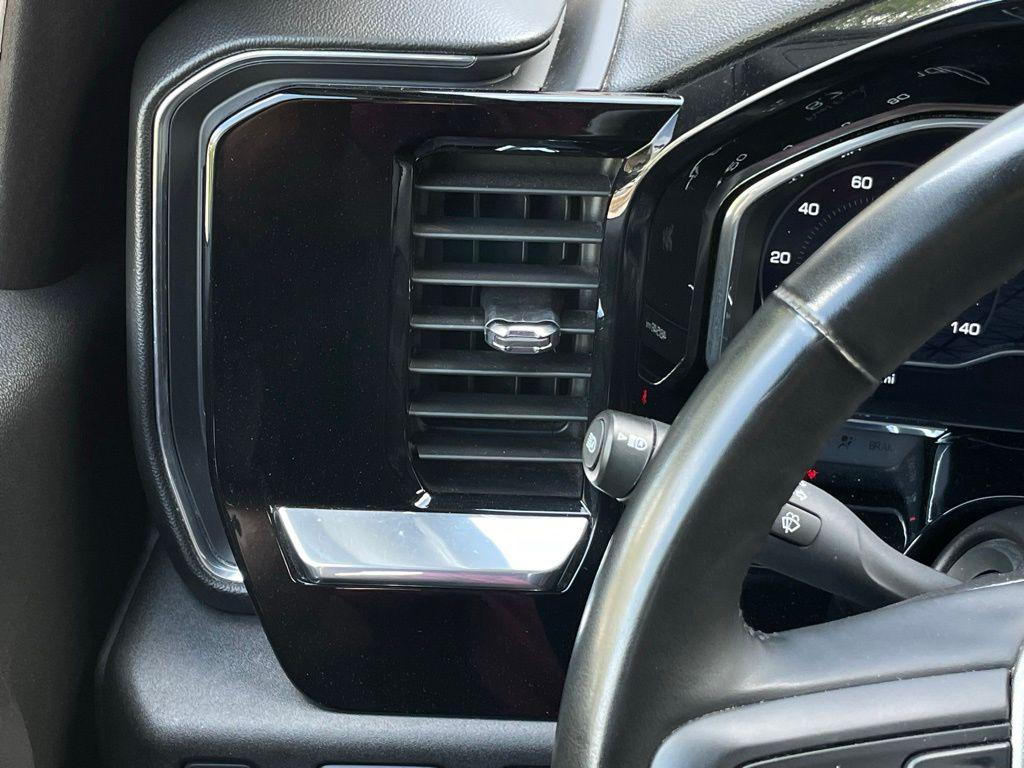 used 2025 GMC Sierra 1500 car, priced at $43,128