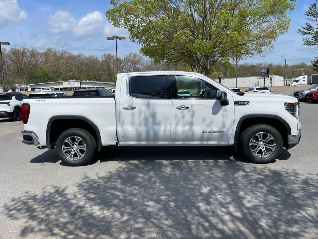 used 2025 GMC Sierra 1500 car, priced at $43,128