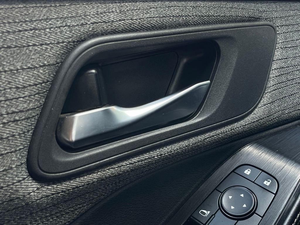 used 2023 Nissan Rogue car, priced at $21,282