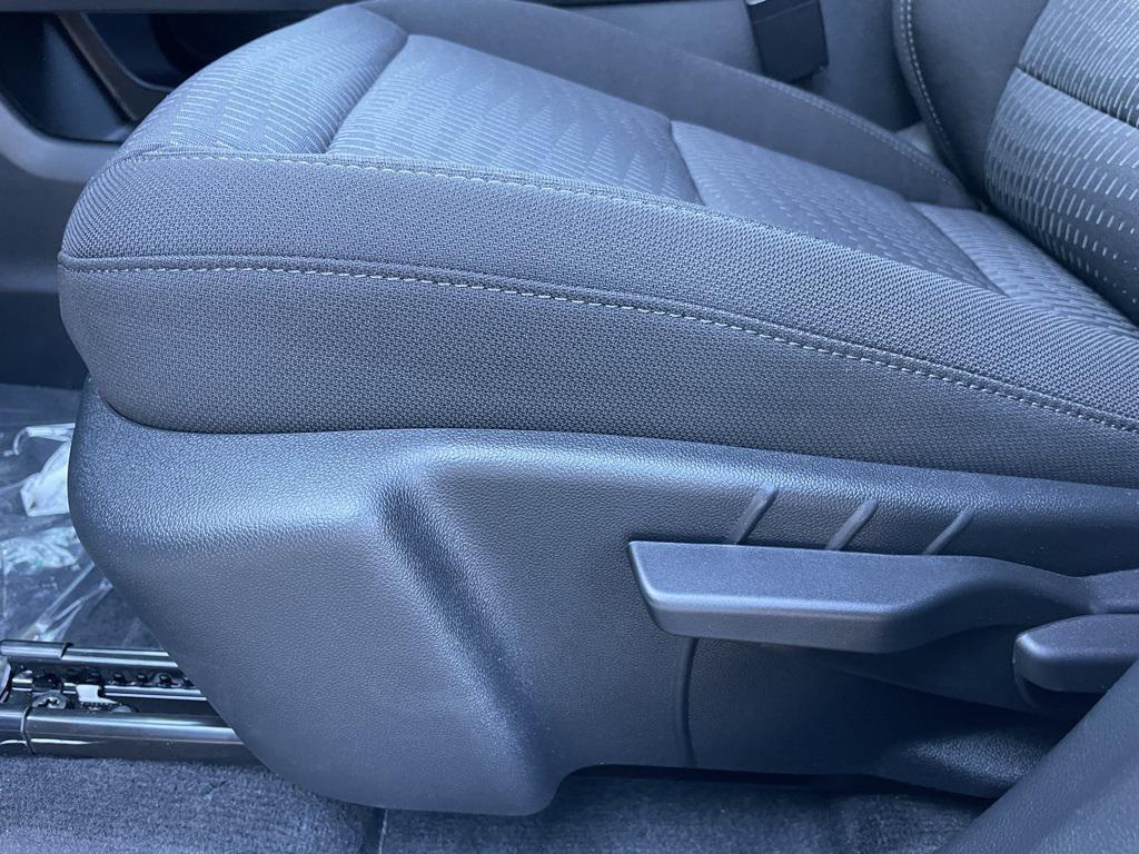 new 2026 Chevrolet Equinox car, priced at $28,490