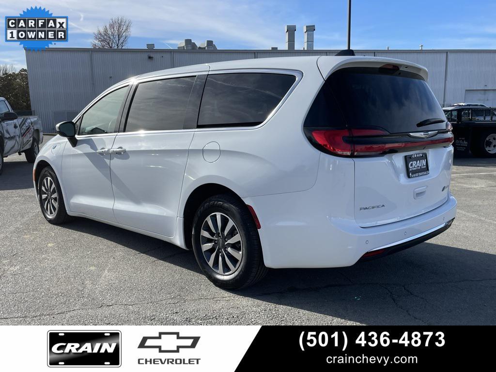 used 2023 Chrysler Pacifica Hybrid car, priced at $21,399