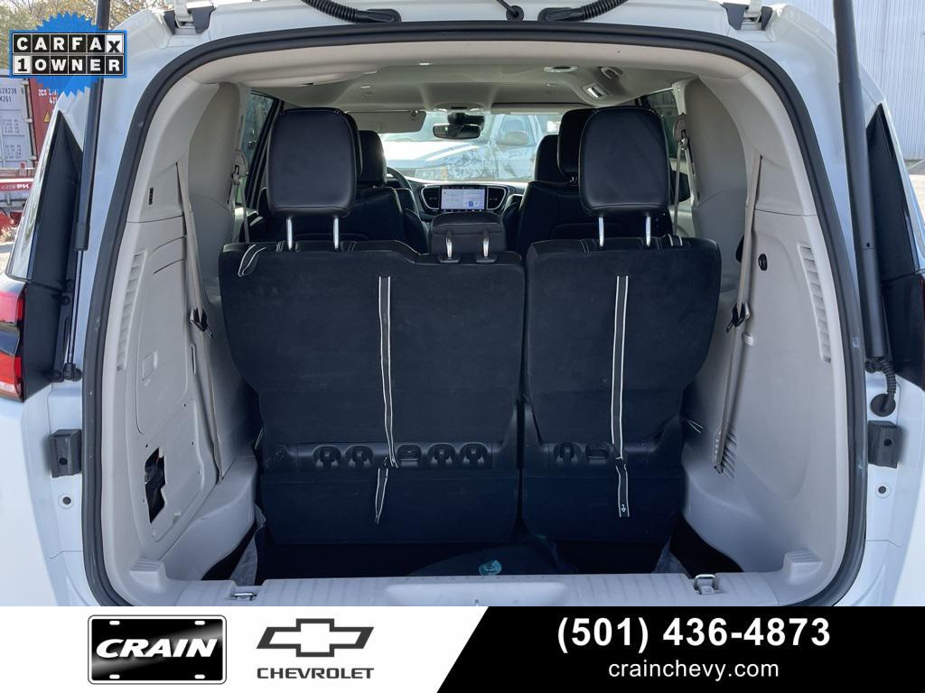 used 2023 Chrysler Pacifica Hybrid car, priced at $21,399