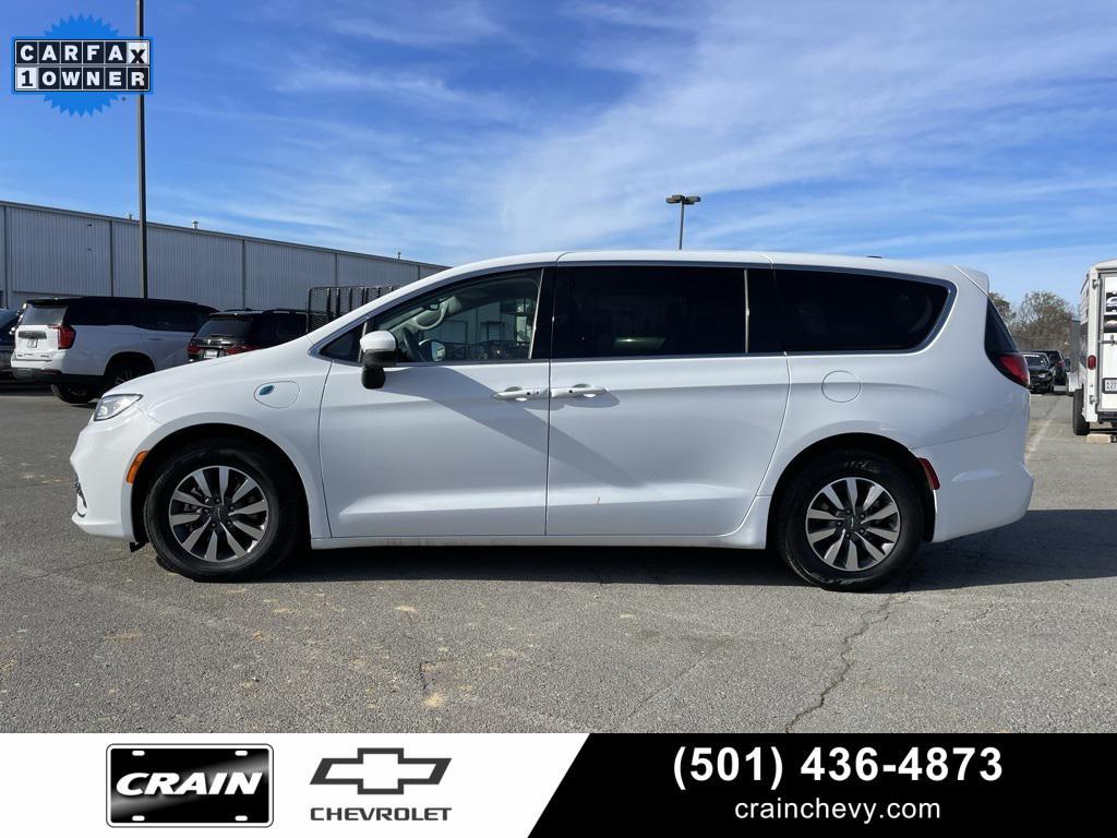 used 2023 Chrysler Pacifica Hybrid car, priced at $21,399