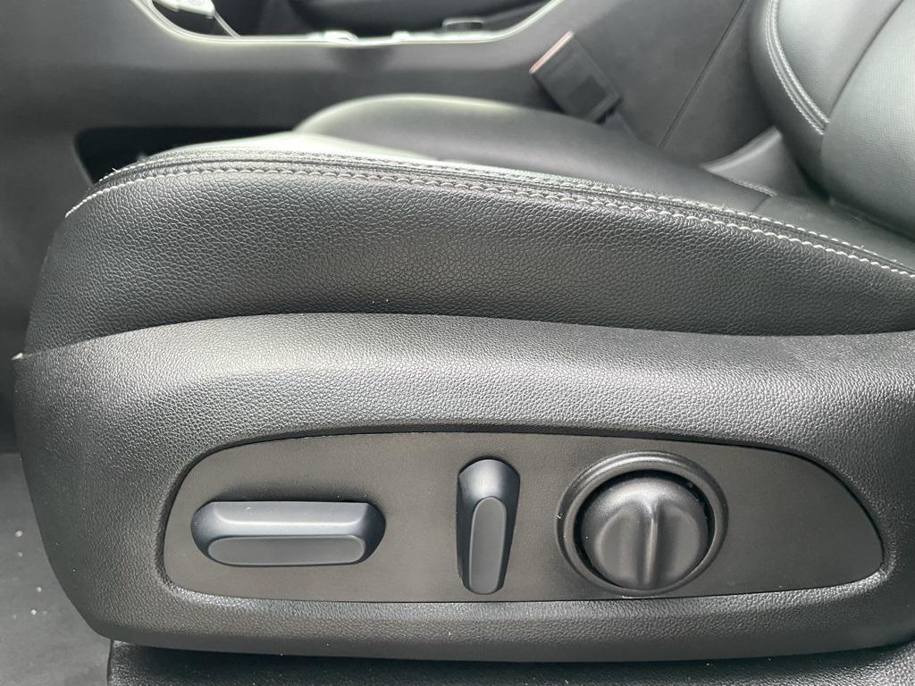 used 2024 GMC Terrain car, priced at $25,000