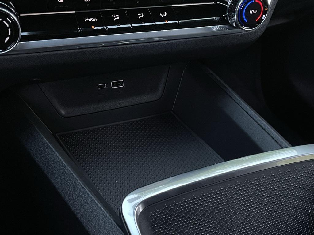 new 2026 Chevrolet Equinox car, priced at $28,490