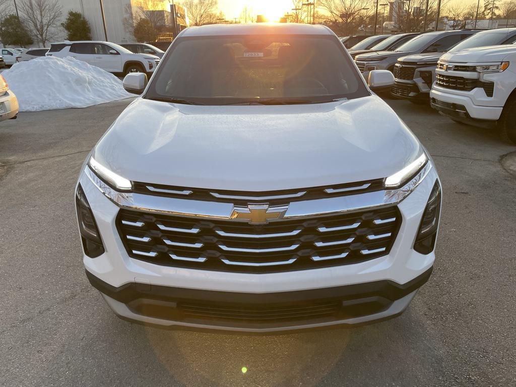 new 2026 Chevrolet Equinox car, priced at $28,490