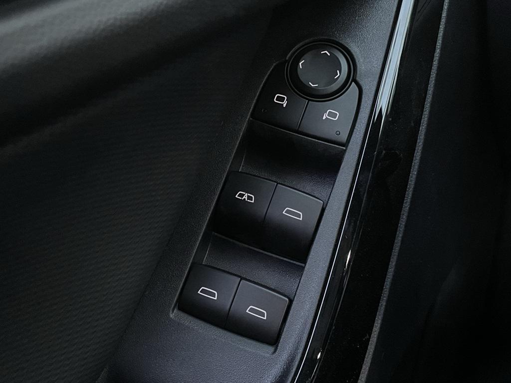 new 2026 Chevrolet Equinox car, priced at $28,490