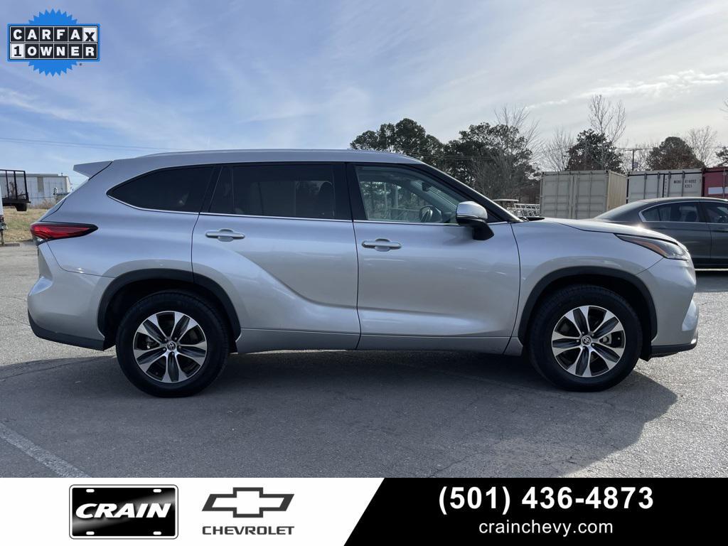 used 2021 Toyota Highlander Hybrid car, priced at $33,508