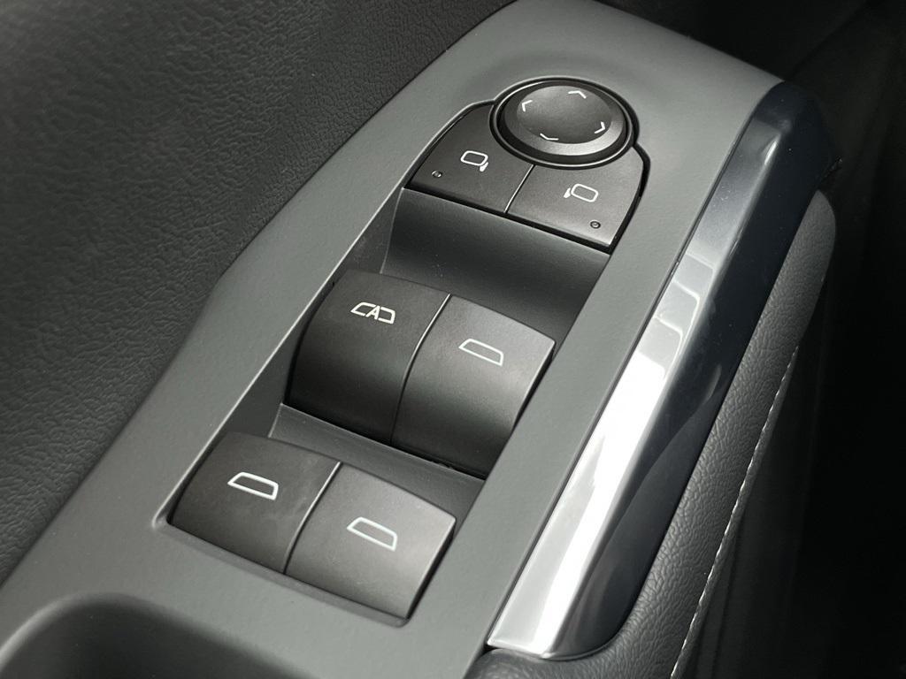 new 2026 Chevrolet Traverse car, priced at $42,835