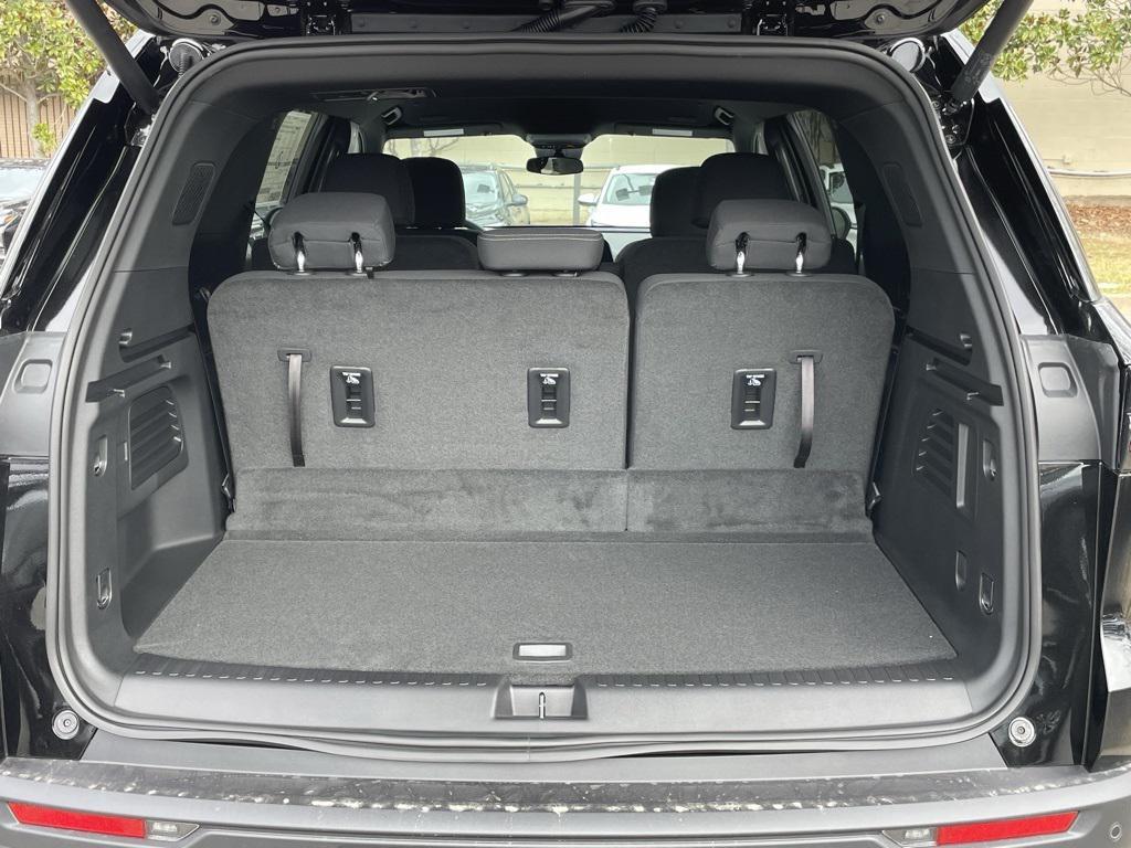 new 2026 Chevrolet Traverse car, priced at $42,835