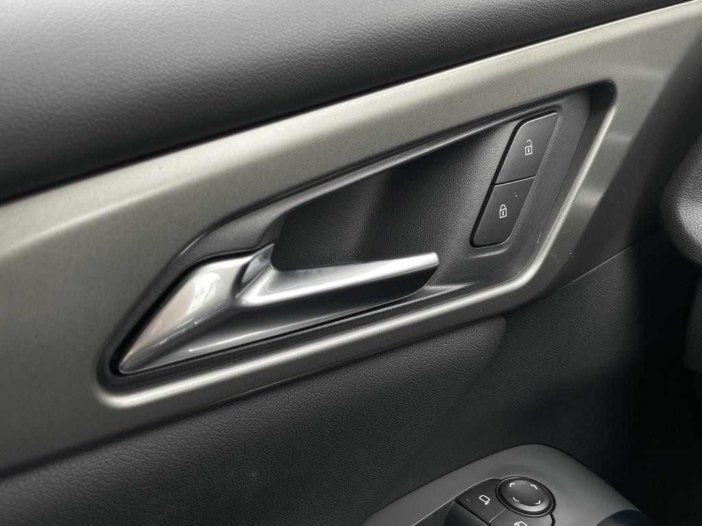 new 2026 Chevrolet Traverse car, priced at $42,835