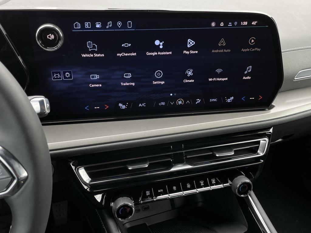 new 2026 Chevrolet Traverse car, priced at $42,835