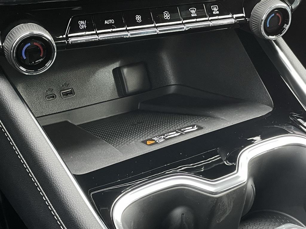 new 2026 Chevrolet Traverse car, priced at $42,835