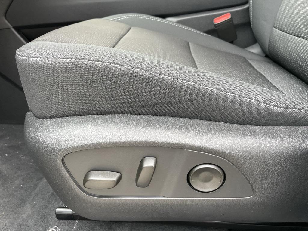 new 2026 Chevrolet Traverse car, priced at $42,835