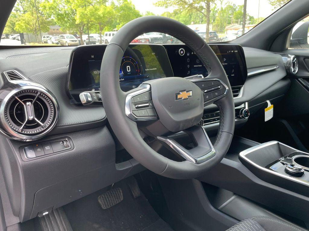 new 2026 Chevrolet Equinox car, priced at $28,490