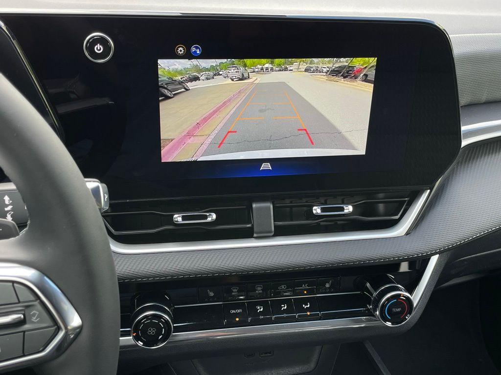 new 2026 Chevrolet Equinox car, priced at $28,490