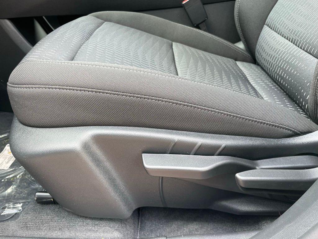 new 2026 Chevrolet Equinox car, priced at $28,490