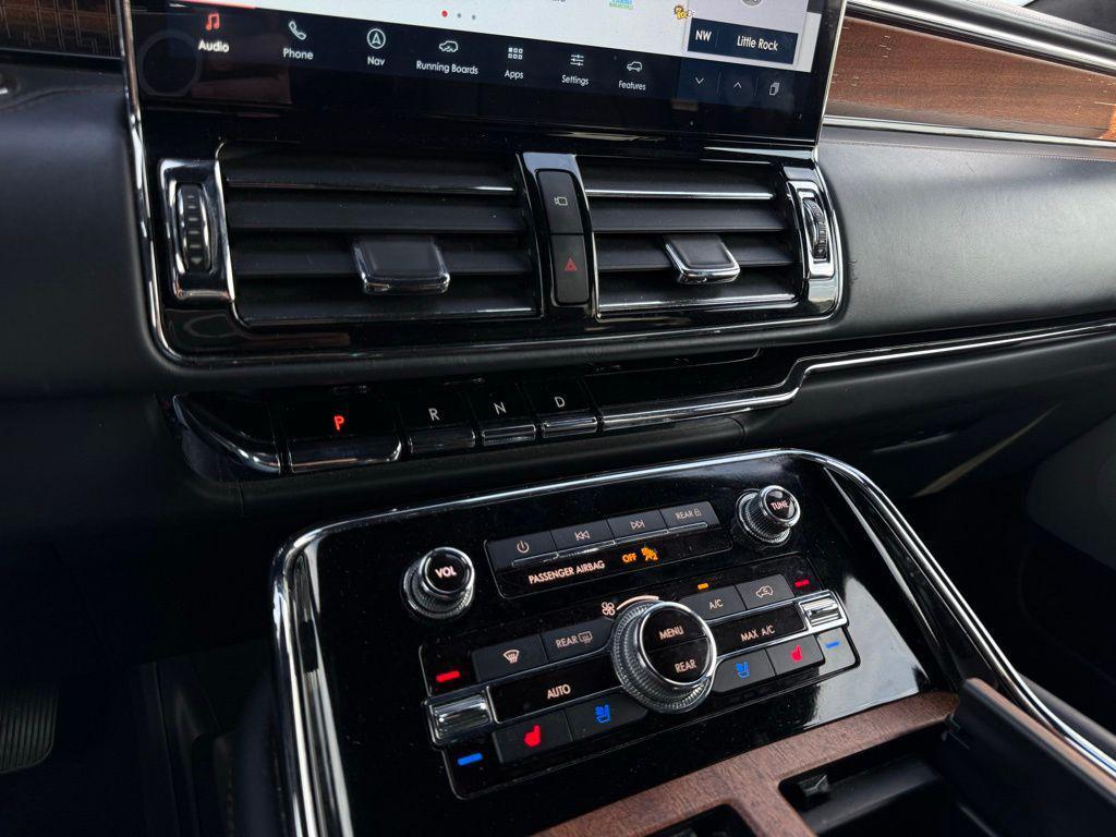 used 2022 Lincoln Navigator car, priced at $52,826