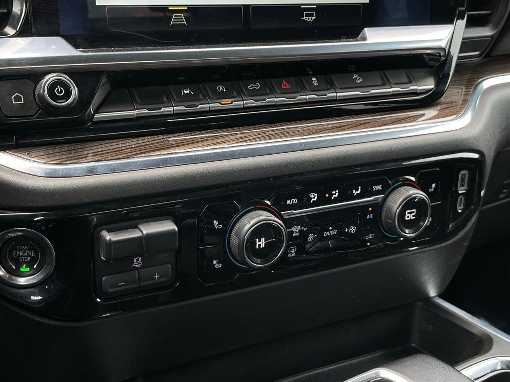 used 2024 Chevrolet Silverado 1500 car, priced at $43,082