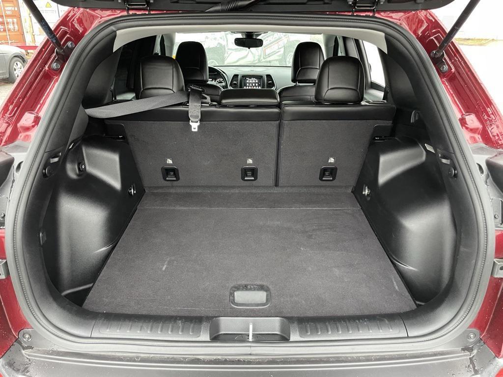 used 2021 Jeep Cherokee car, priced at $19,499