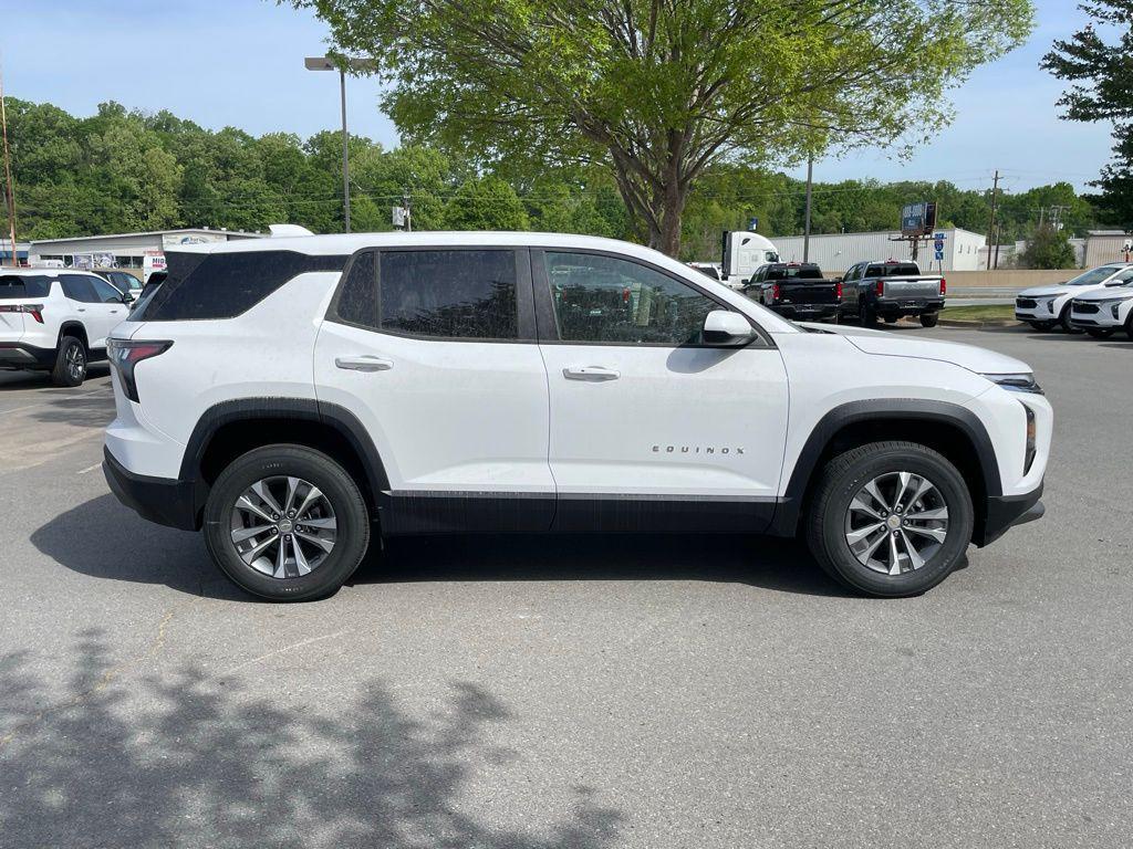 new 2026 Chevrolet Equinox car, priced at $28,790