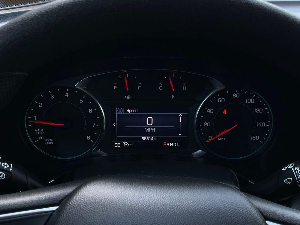 used 2022 Chevrolet Equinox car, priced at $17,988