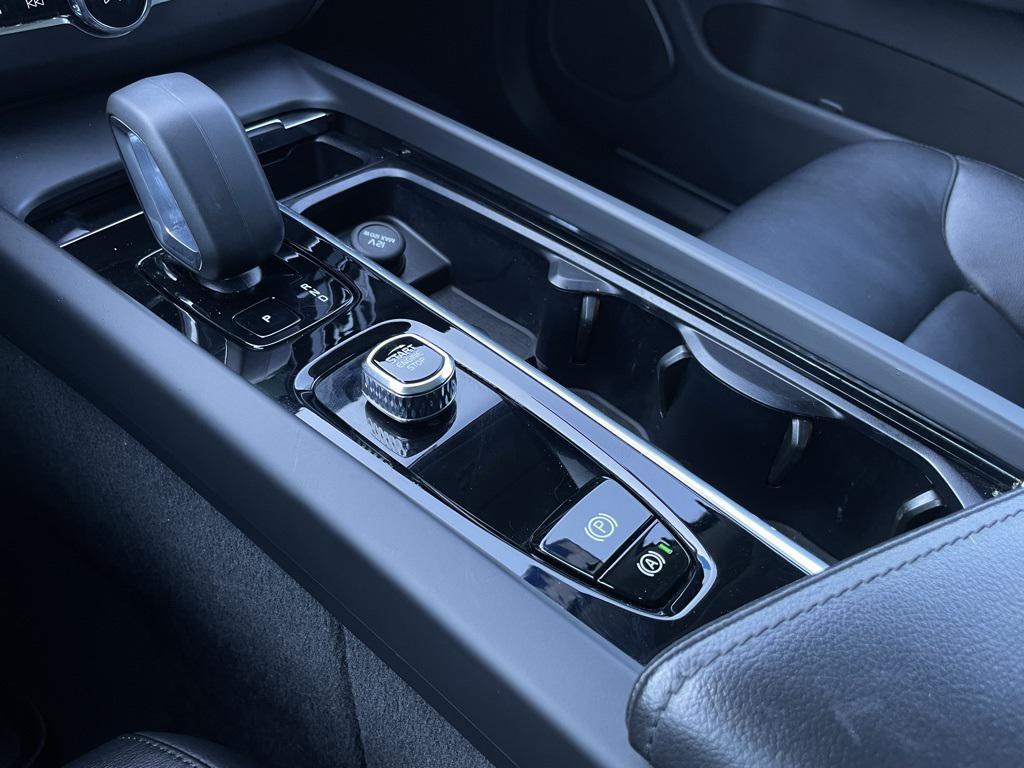 used 2023 Volvo XC60 car, priced at $26,743