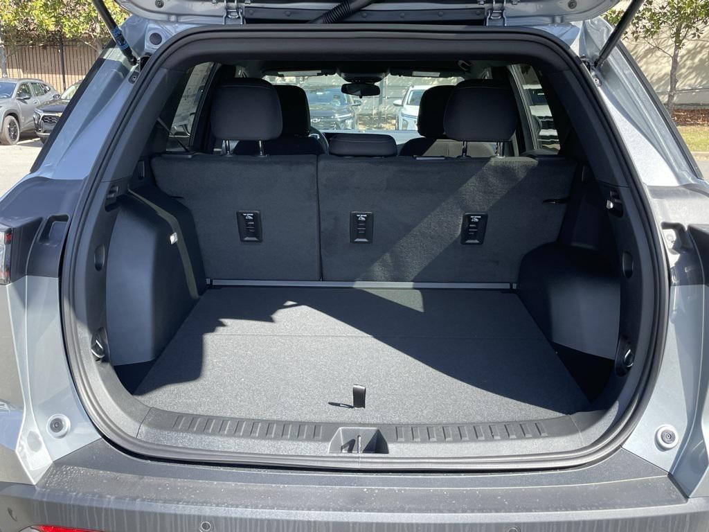 new 2026 Chevrolet Equinox car, priced at $28,490