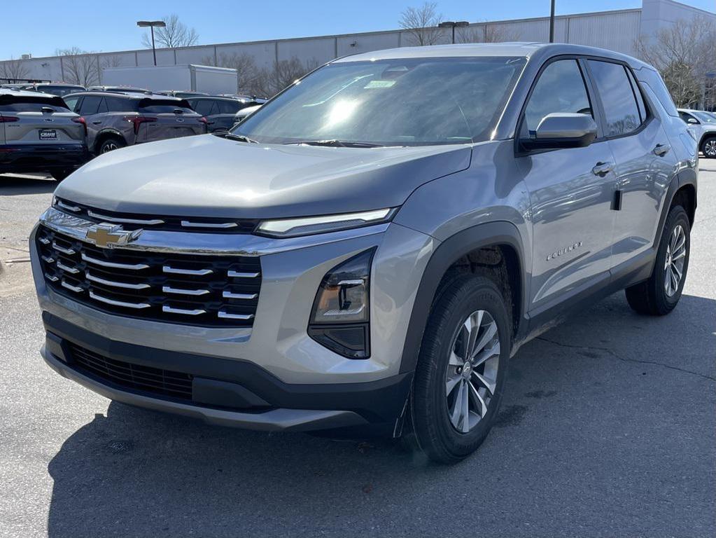 new 2026 Chevrolet Equinox car, priced at $28,490