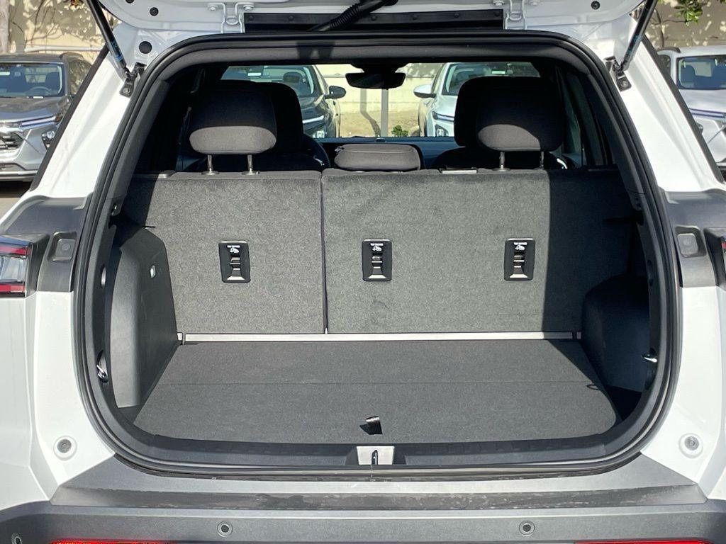 new 2026 Chevrolet Equinox car, priced at $28,490