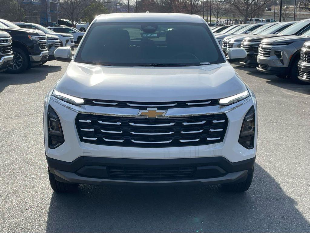 new 2026 Chevrolet Equinox car, priced at $28,490