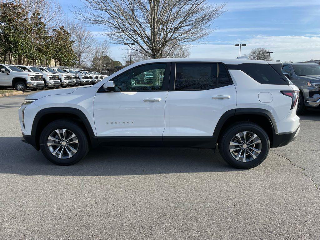 new 2026 Chevrolet Equinox car, priced at $28,490
