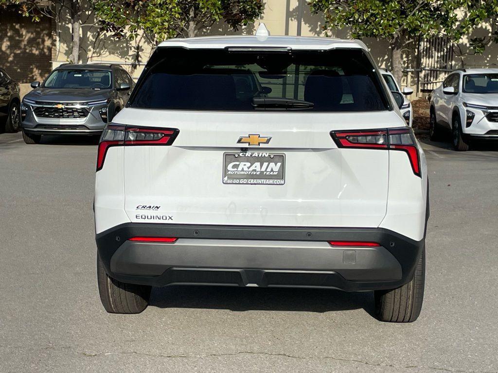 new 2026 Chevrolet Equinox car, priced at $28,490