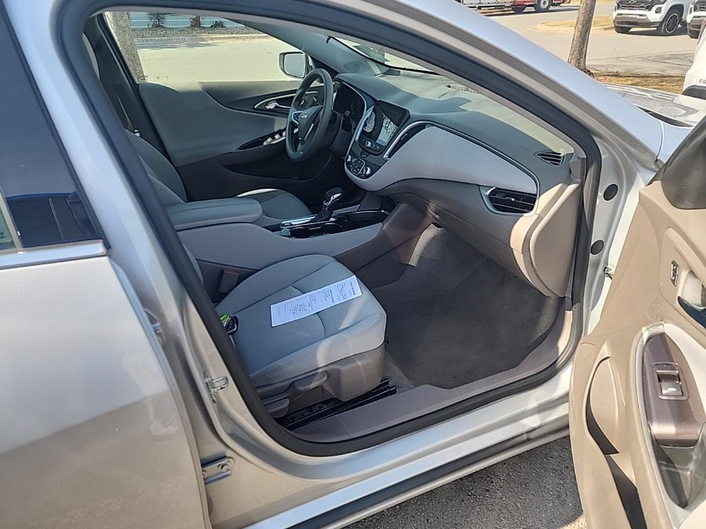 used 2022 Chevrolet Malibu car, priced at $18,394