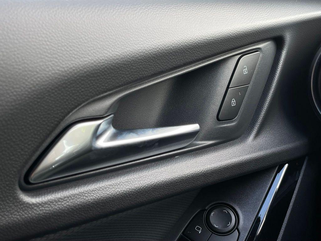 new 2026 Chevrolet Equinox car, priced at $28,319